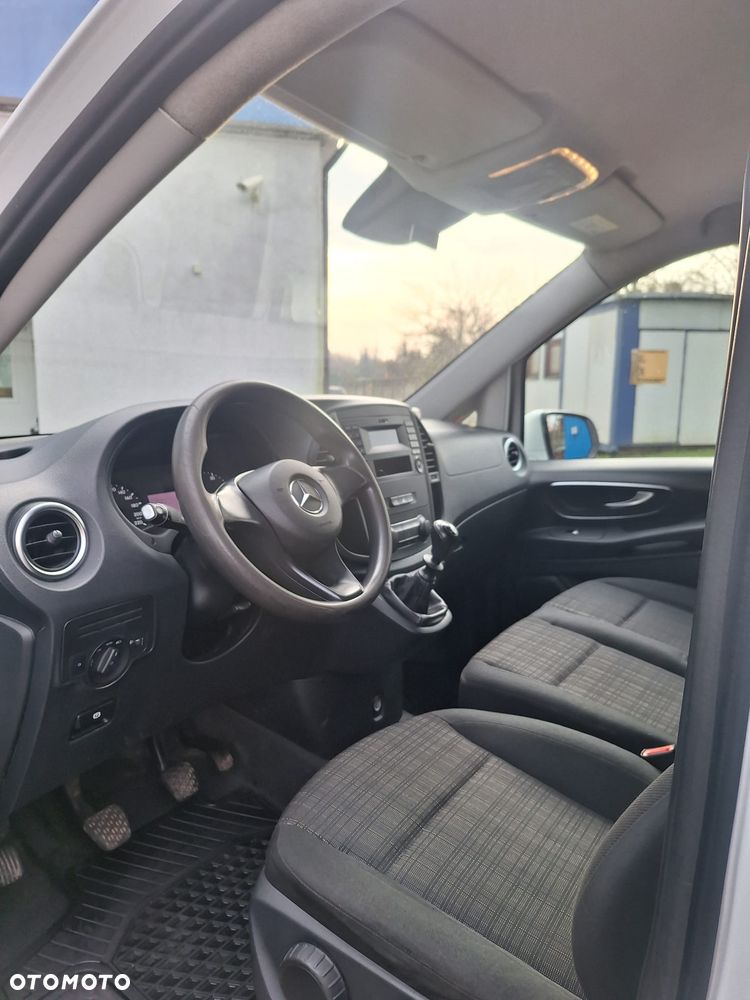Mercedes-Benz Vito Mixto 447.703 - 13