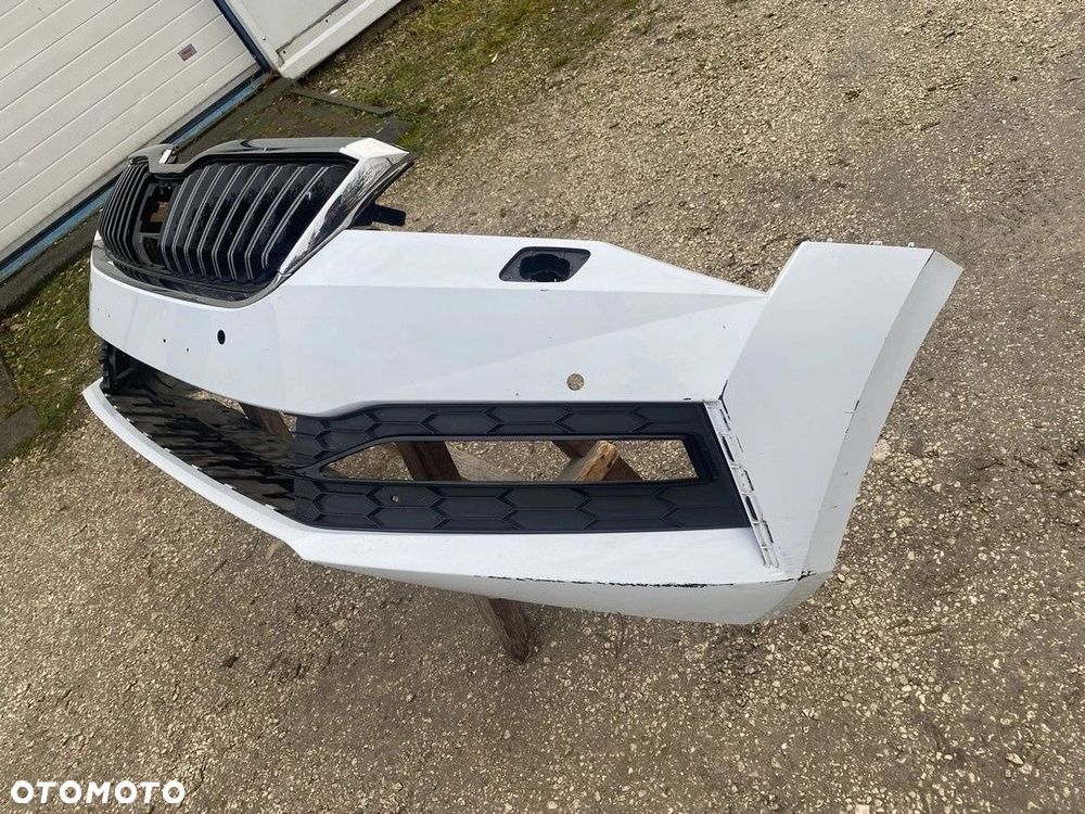 ZDERZAK PRZÓD PRZEDNI SKODA SUPERB III LIFT 19-23 SPORTLINE 3V0807221M Z KRATKAMI I PODŁOGĄ - 2