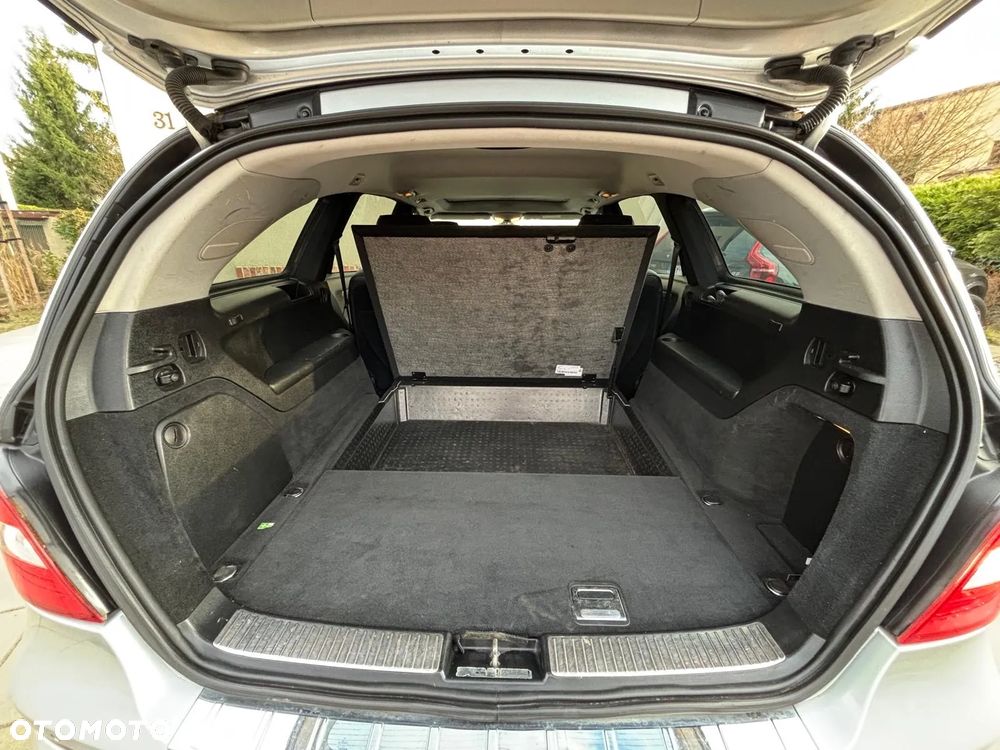 Mercedes-Benz Klasa R 350 CDI L DPF 4Matic 7G-TRONIC - 16