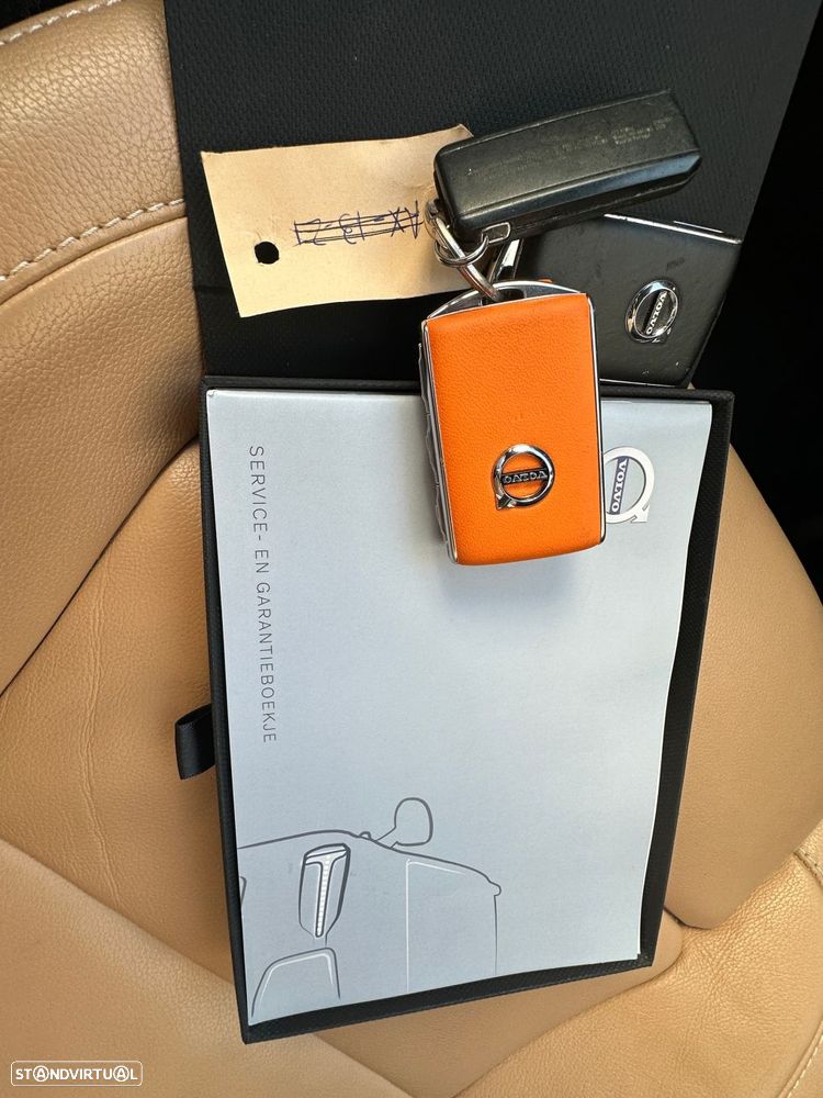 Volvo XC 40 1.5 T5 PHEV Momentum Plus - 26