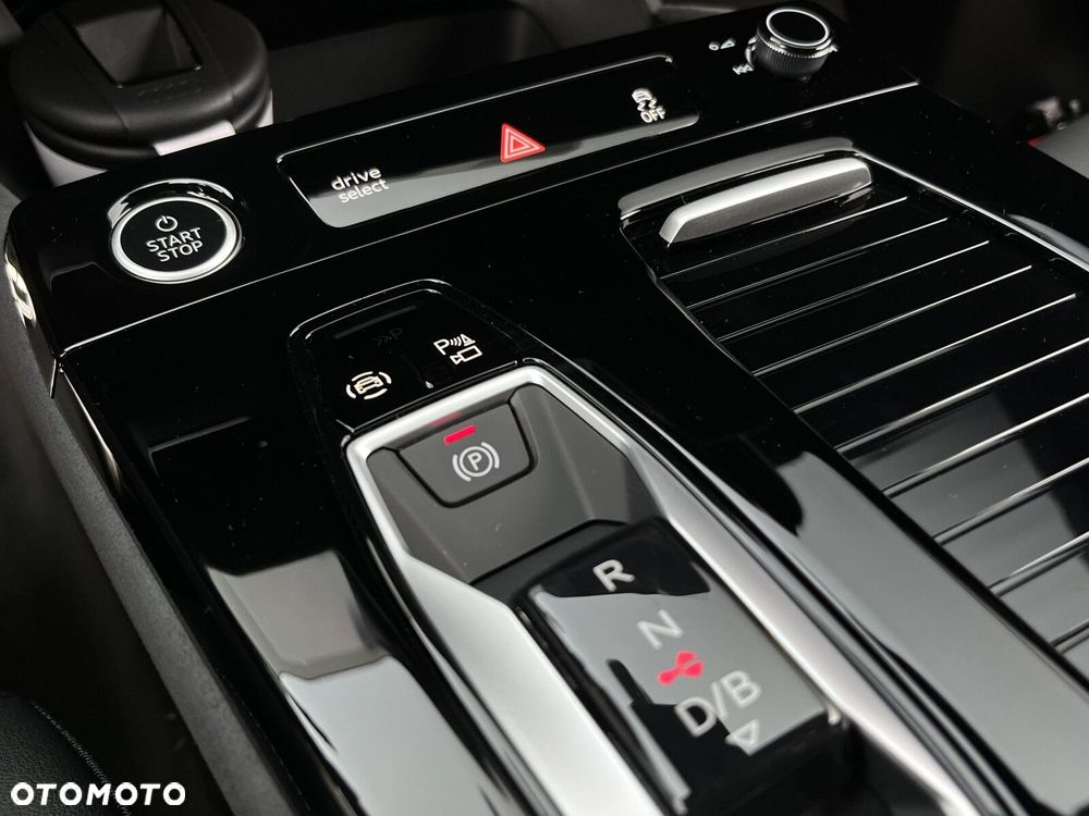 Audi A6 Sportback e-tron - 36