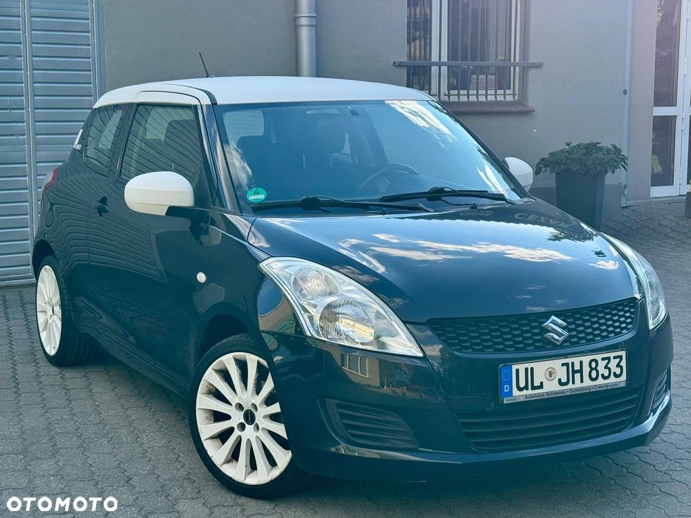 Suzuki Swift 1.2 BlackWhite - 2