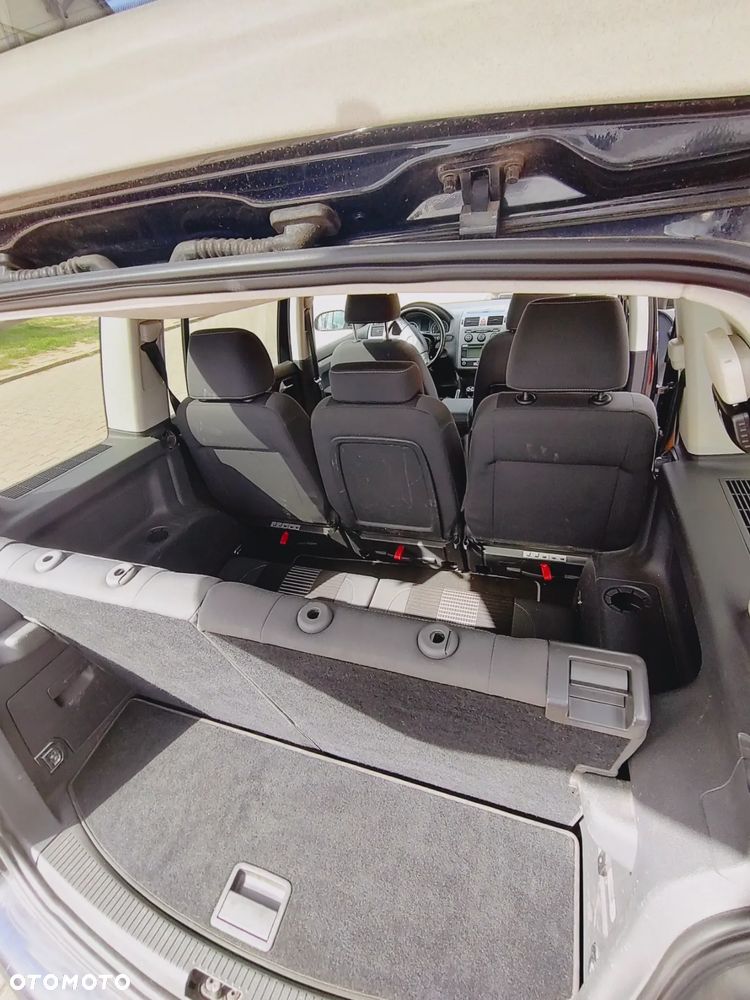 Volkswagen Touran 1.6 Trendline - 11