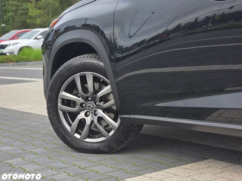 Lexus NX 300h Elegance AWD - 30