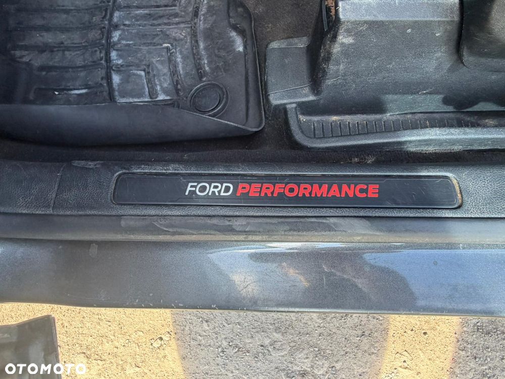 Ford Edge - 28