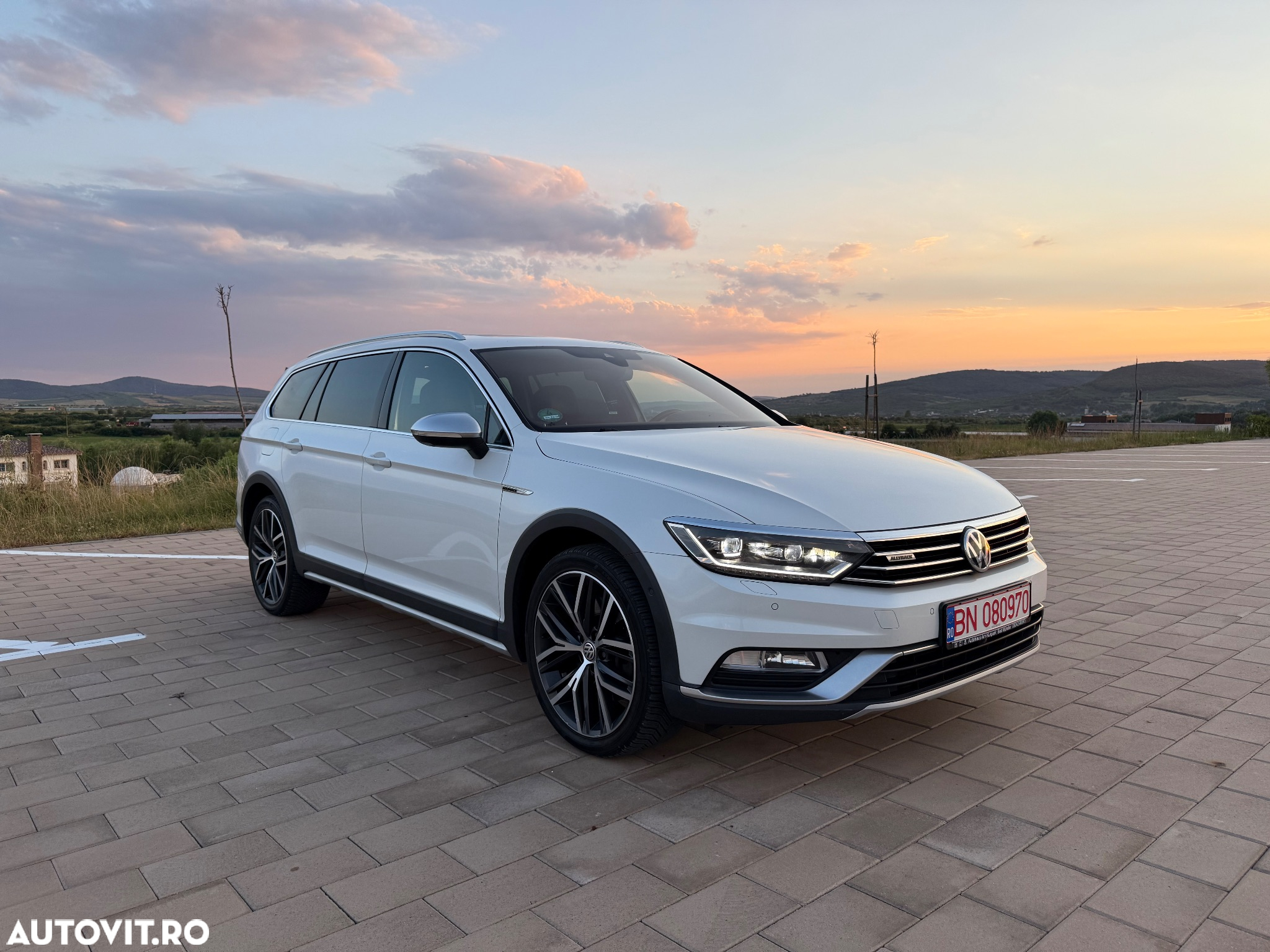 Volkswagen Passat Alltrack 2.0 biTDI 4Mot DSG - 2