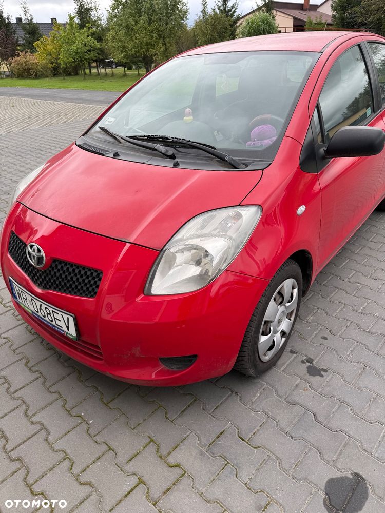 Toyota Yaris 1.3 Luna - 4