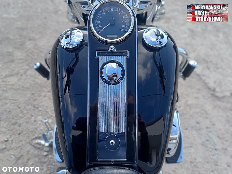 Harley-Davidson Touring Road King - 9