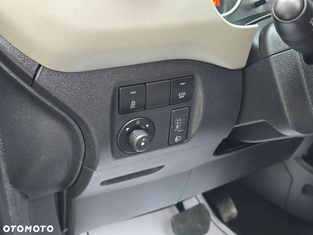 Peugeot Partner - 26