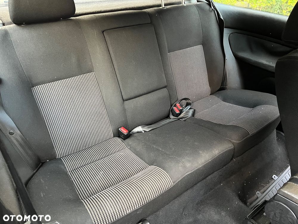 Volkswagen Golf - 18