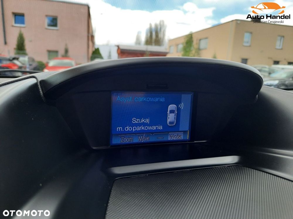 Ford Kuga 1.5 EcoBoost 4x4 Titanium - 32
