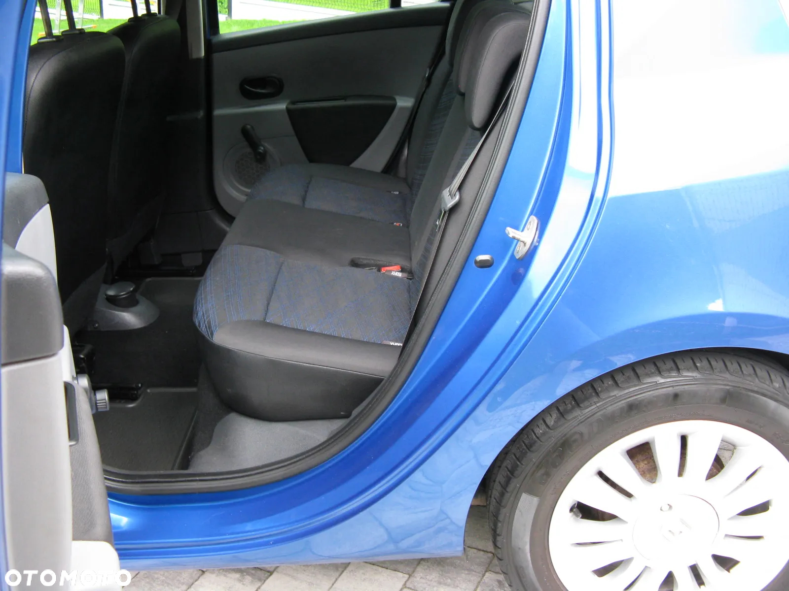 Peugeot 207 1.4 16V Trendy - 28