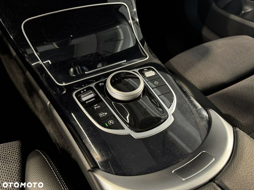 Mercedes-Benz Klasa C - 26