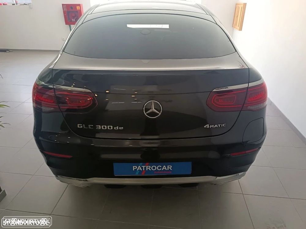 Mercedes-Benz GLC 300 de Coupe 4Matic 9G-TRONIC - 11