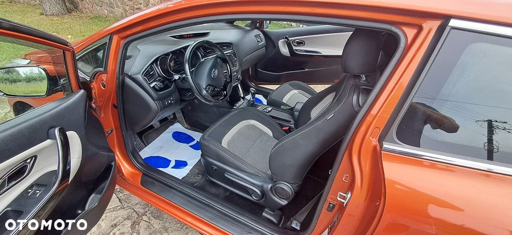 Kia Ceed 1.6 GDI ISG Platinum Edition - 7