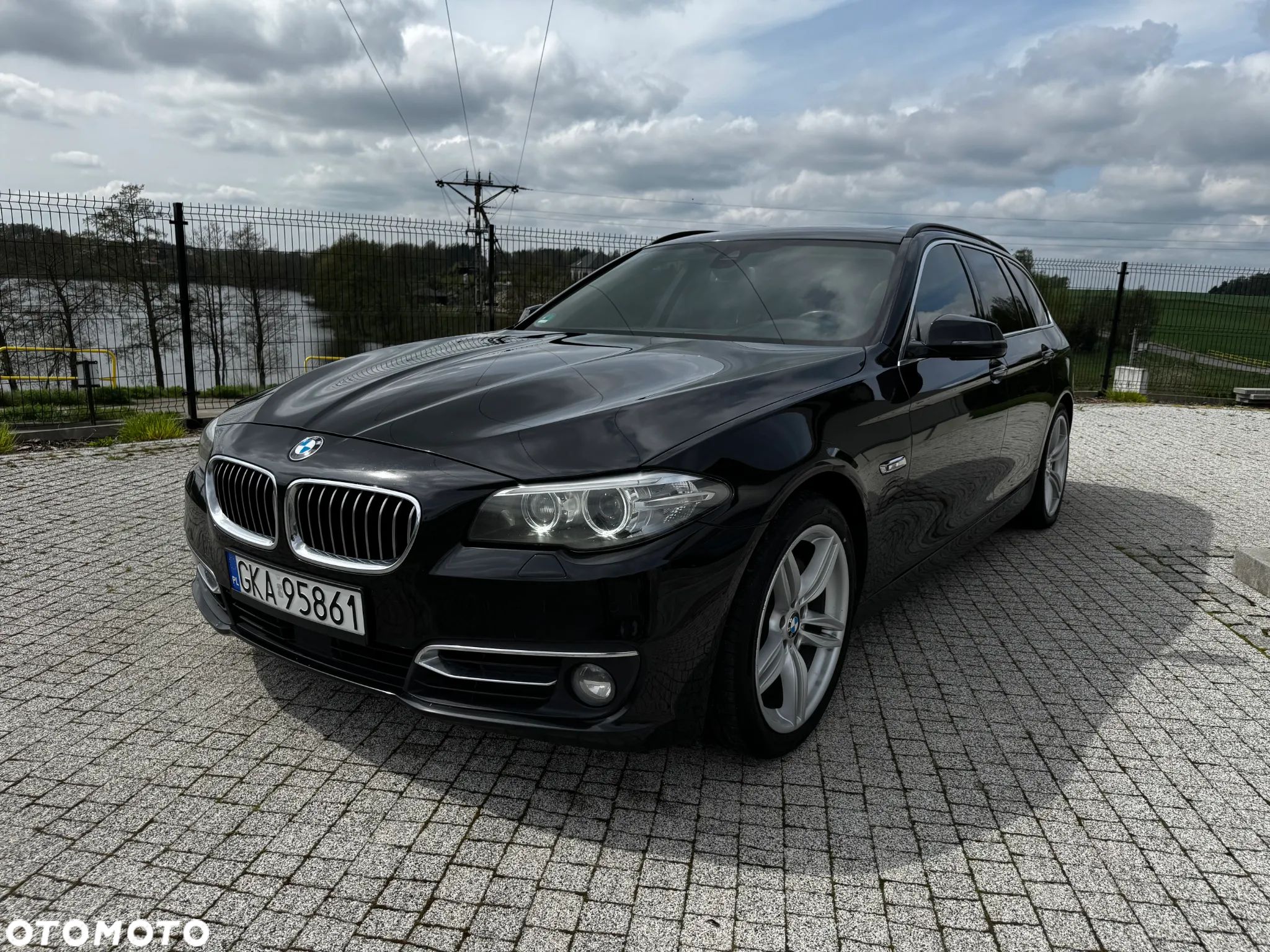 BMW Seria 5 525d Touring Luxury Line - 1
