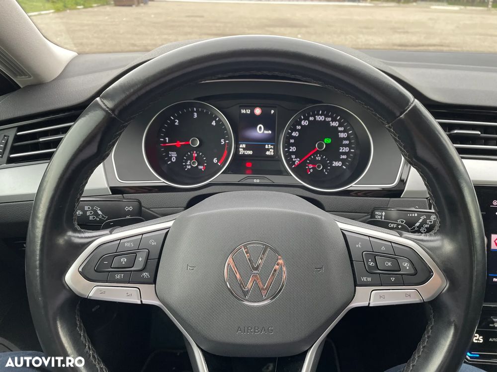 Volkswagen Passat - 6