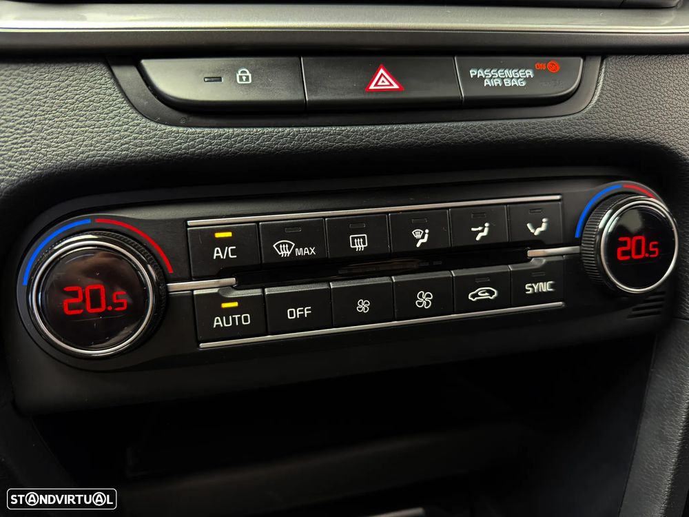 Kia XCeed 1.0 T-GDI Dynamic - 24