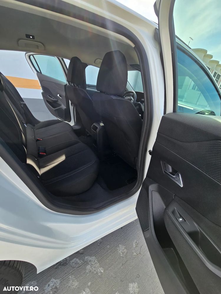 Peugeot 308 - 6