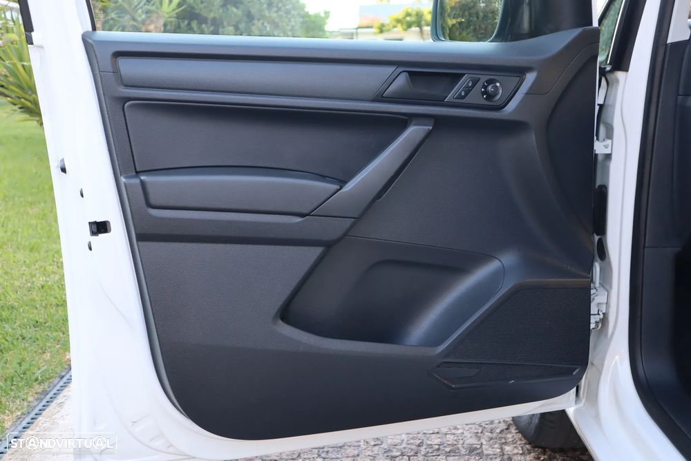 VW Caddy - 14