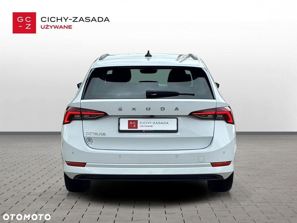 Skoda Octavia 2.0 TDI Style DSG - 5