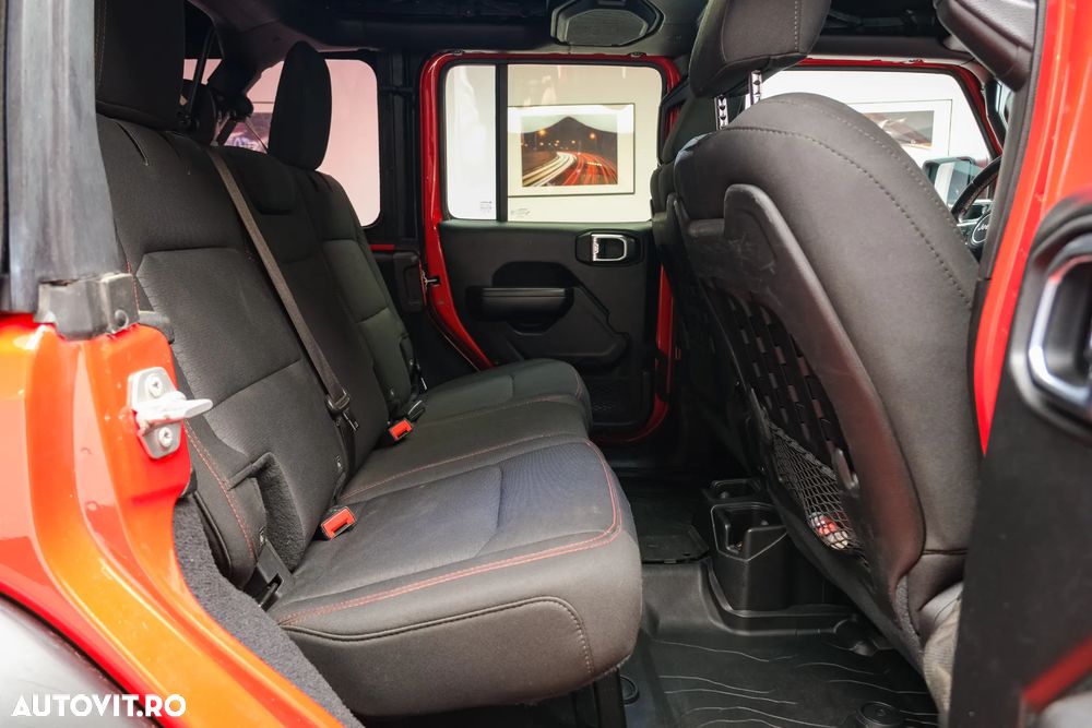 Jeep Wrangler Unlimited 2.2 CRD AT8 Rubicon - 33