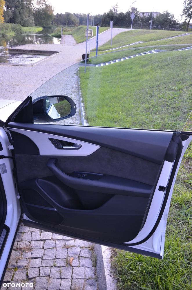 Audi Q8 - 26