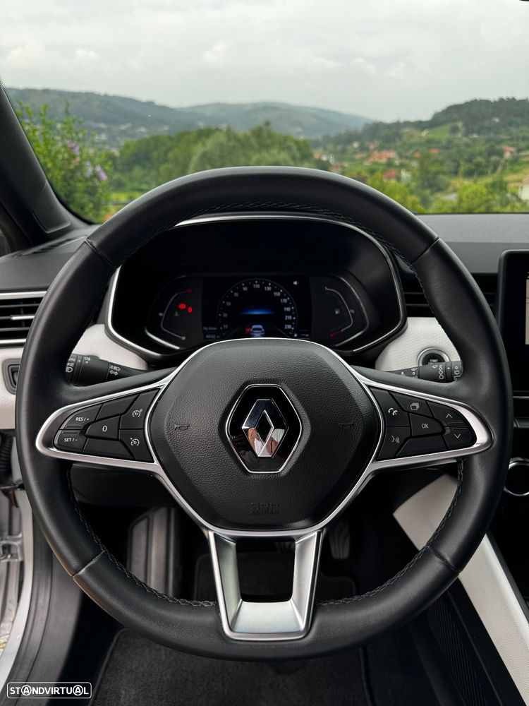 Renault Clio - 16