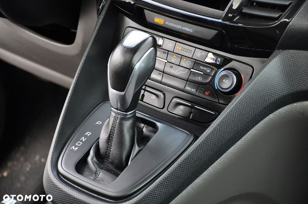 Ford Tourneo Connect 1.5 TDCi Start-Stop Titanium - 31