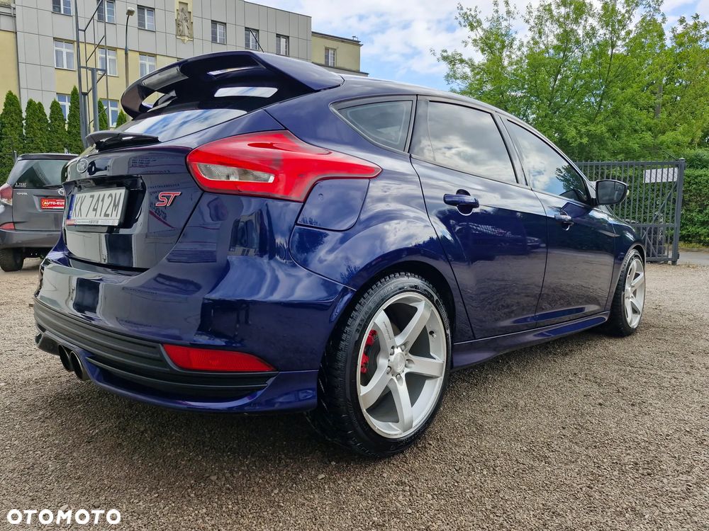 Ford Focus 2.0 EcoBoost ST mit Leder-Exclusiv-Paket - 5