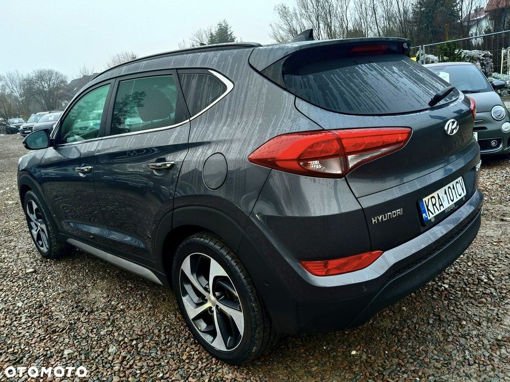Hyundai Tucson - 13