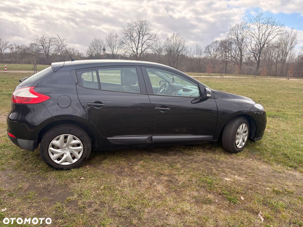 Renault Megane 1.5 dCi Color Edition - 3