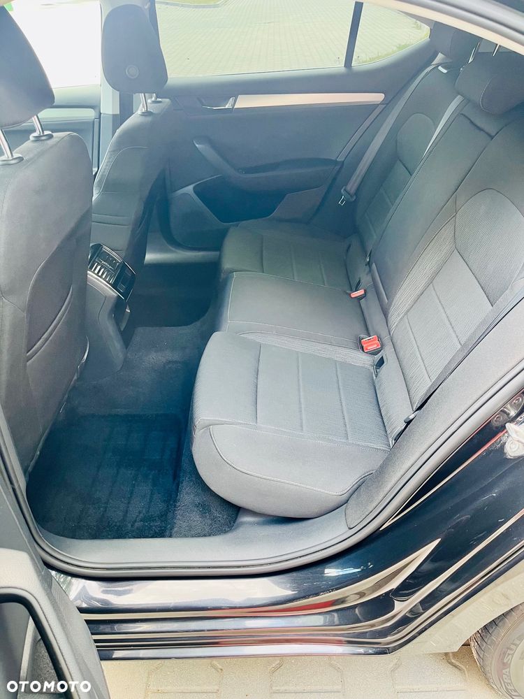 Skoda Superb 1.8 TSI Ambition - 14