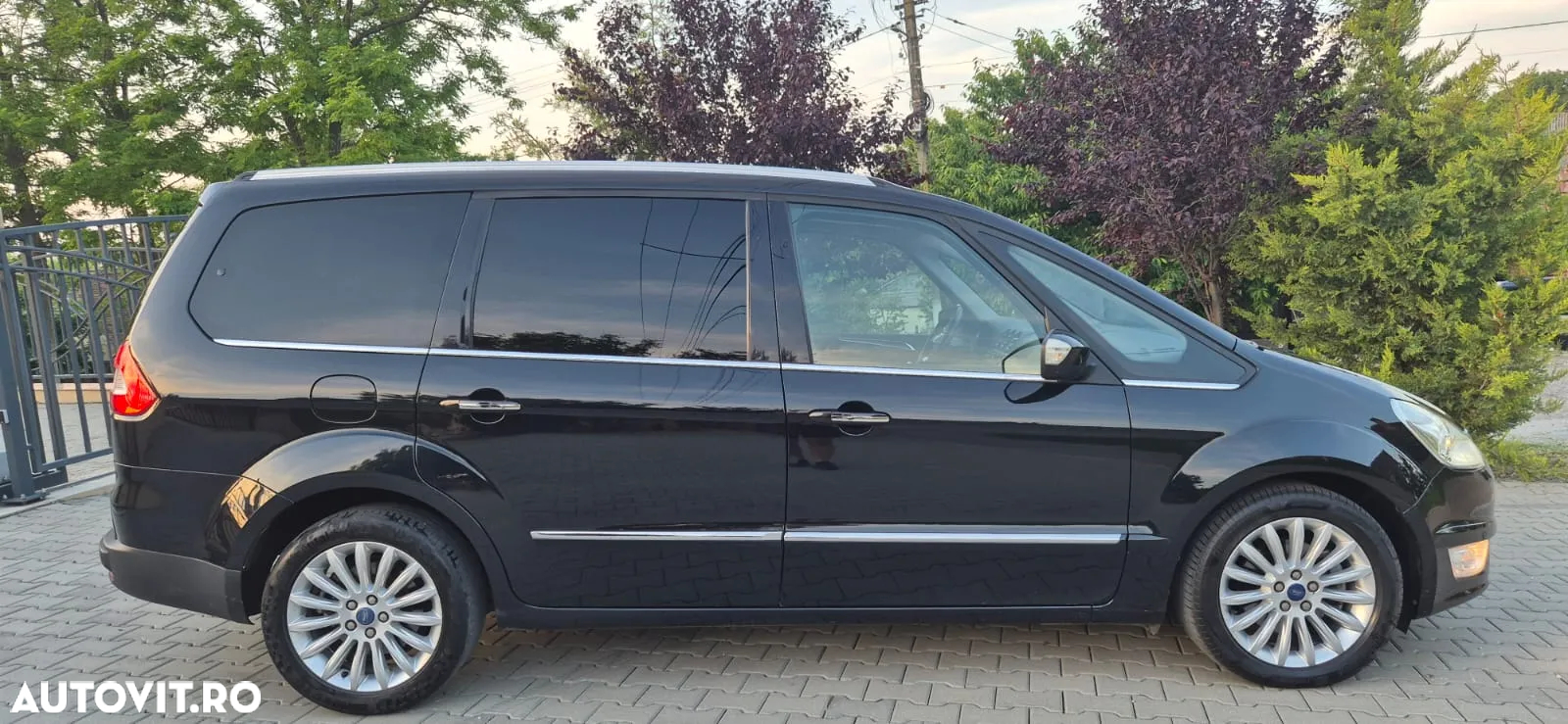 Ford Galaxy - 25