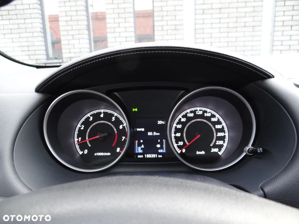 Mitsubishi Outlander 2.0 2WD Edition - 29