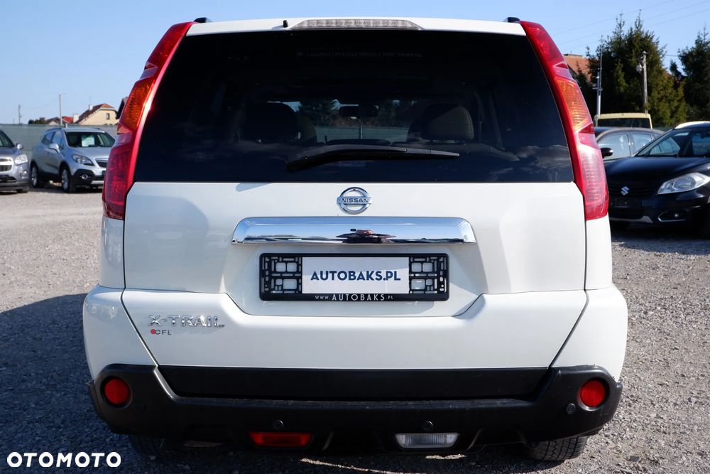 Nissan X-Trail 2.0 dCi 4x4 DPF Automatik Platinum - 35
