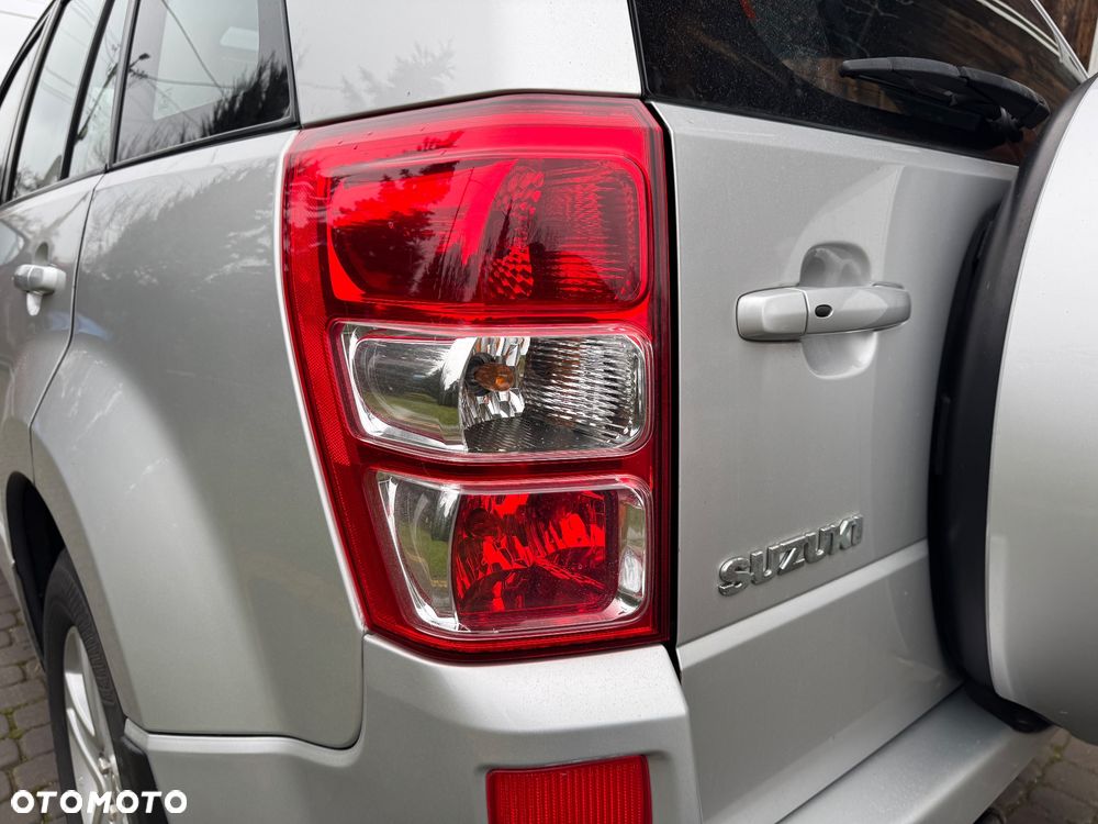 Suzuki Grand Vitara 2.0 Automatik Comfort Limited - 12