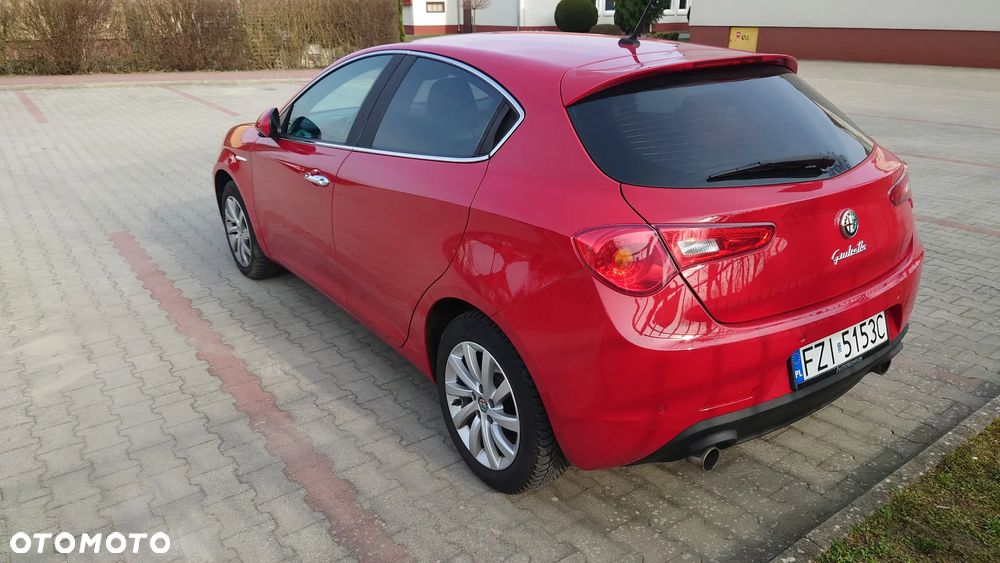 Alfa Romeo Giulietta 2.0 JTDM 16V Super - 6