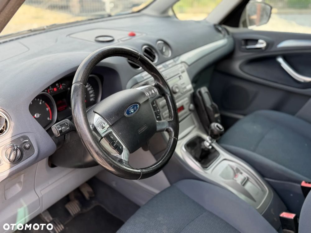 Ford Galaxy 2.0 TDCi Ghia - 10