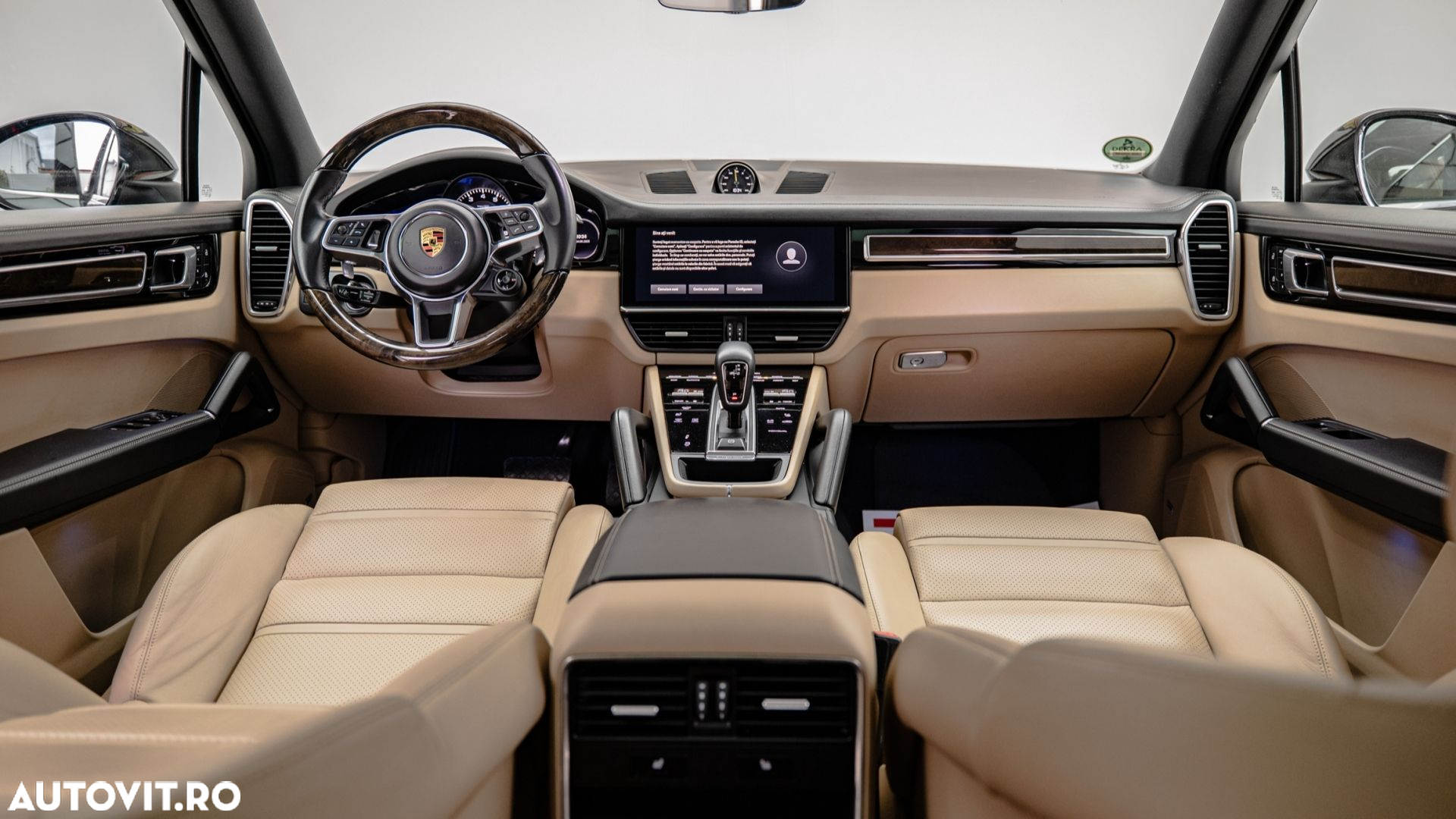 Porsche Cayenne - 18