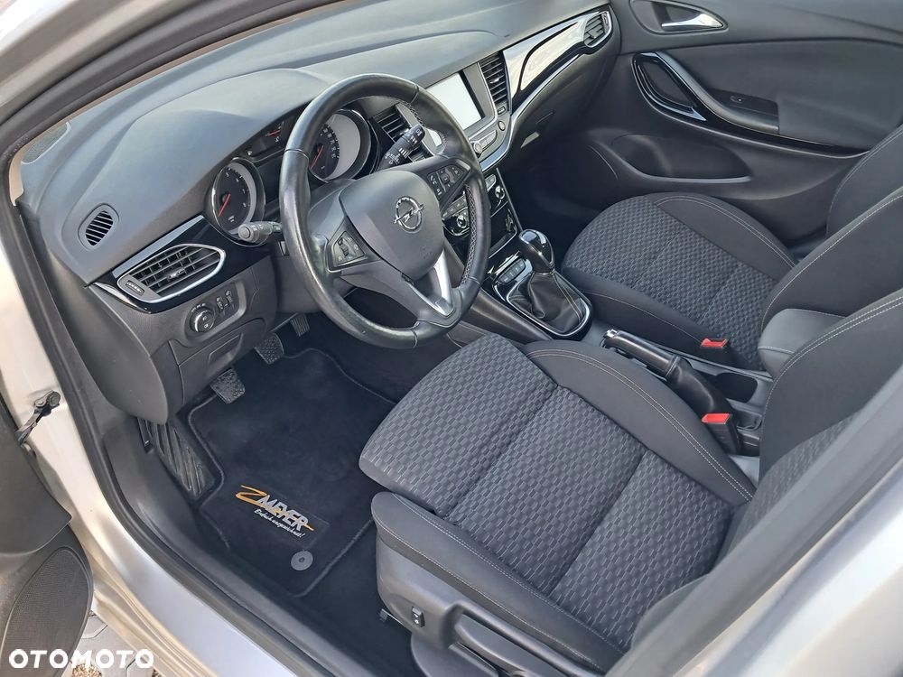 Opel Astra 1.4 Turbo Business - 14