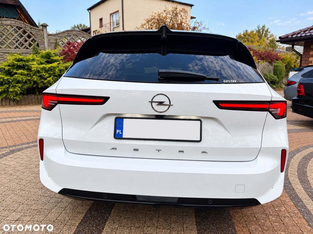 Opel Astra 1.5 D Automatik Business Elegance - 8
