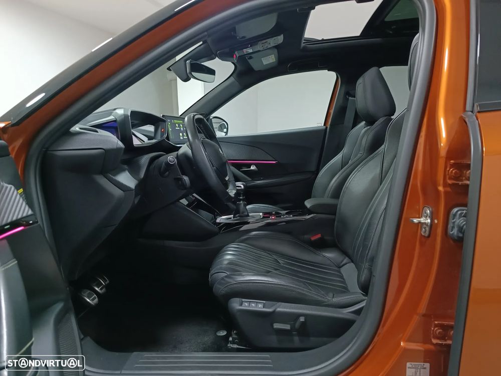 Peugeot 2008 1.2 PureTech GT Line - 10