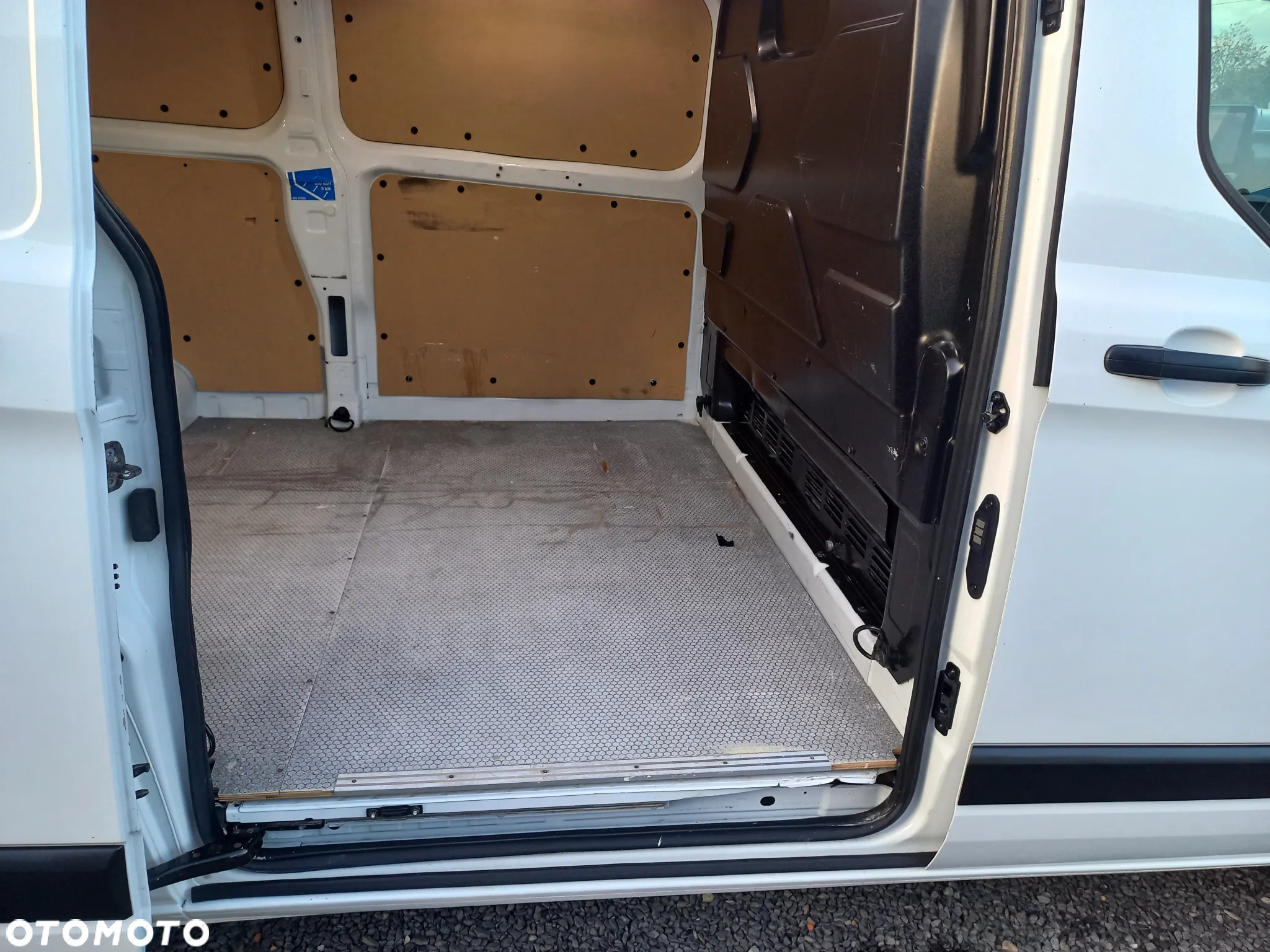 Ford Transit Custom - 10