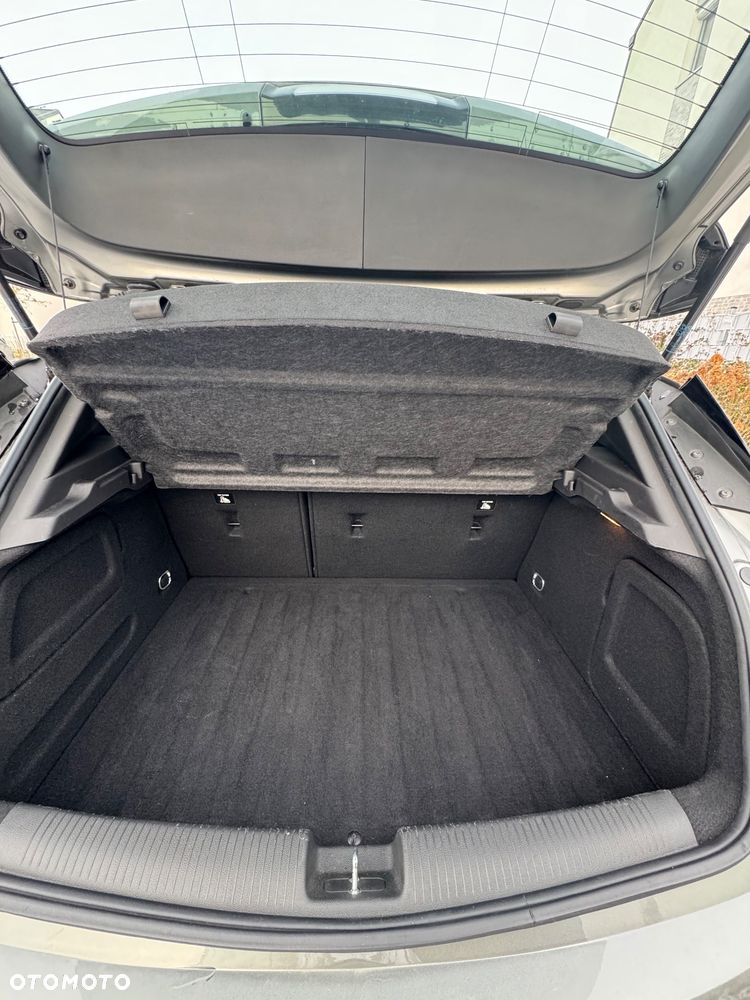 Opel Astra 1.2 T S&S - 9