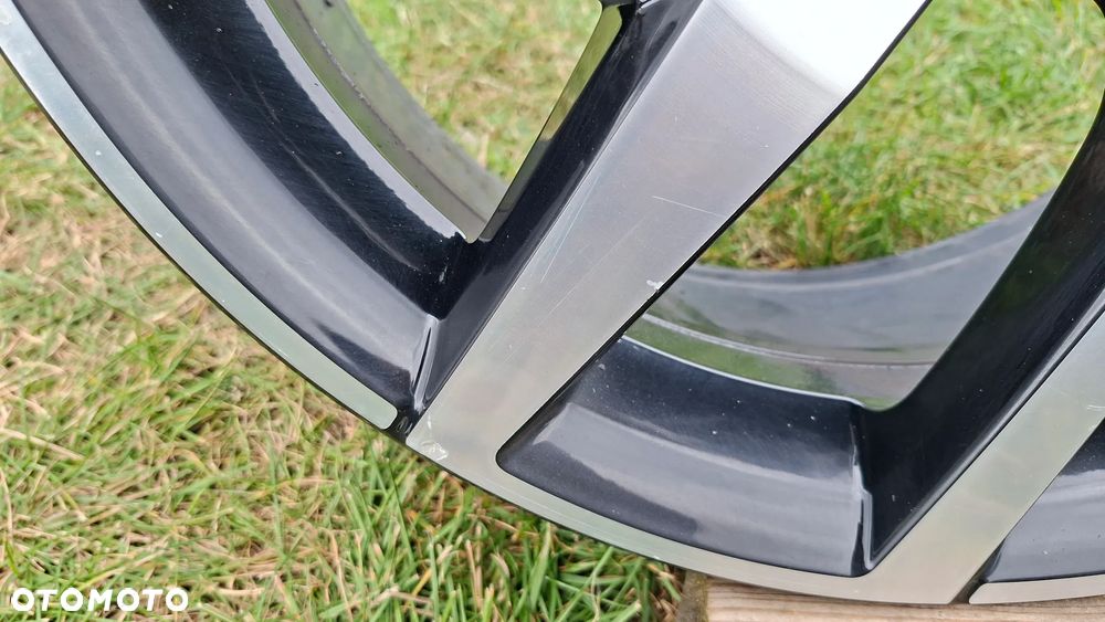 Felga Aluminiowa 18 Volvo V60 S60 5x108 ET 45 32209776 - 2
