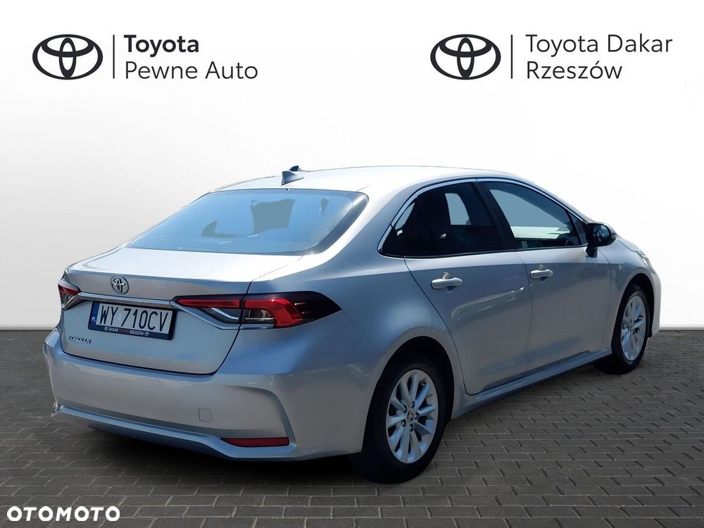 Toyota Corolla - 5