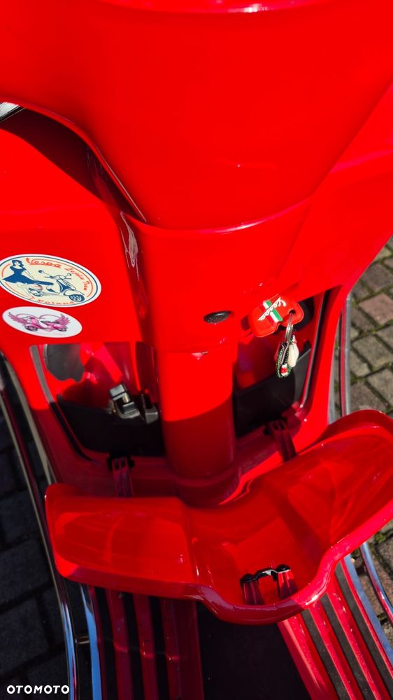 Piaggio Vespa - 12