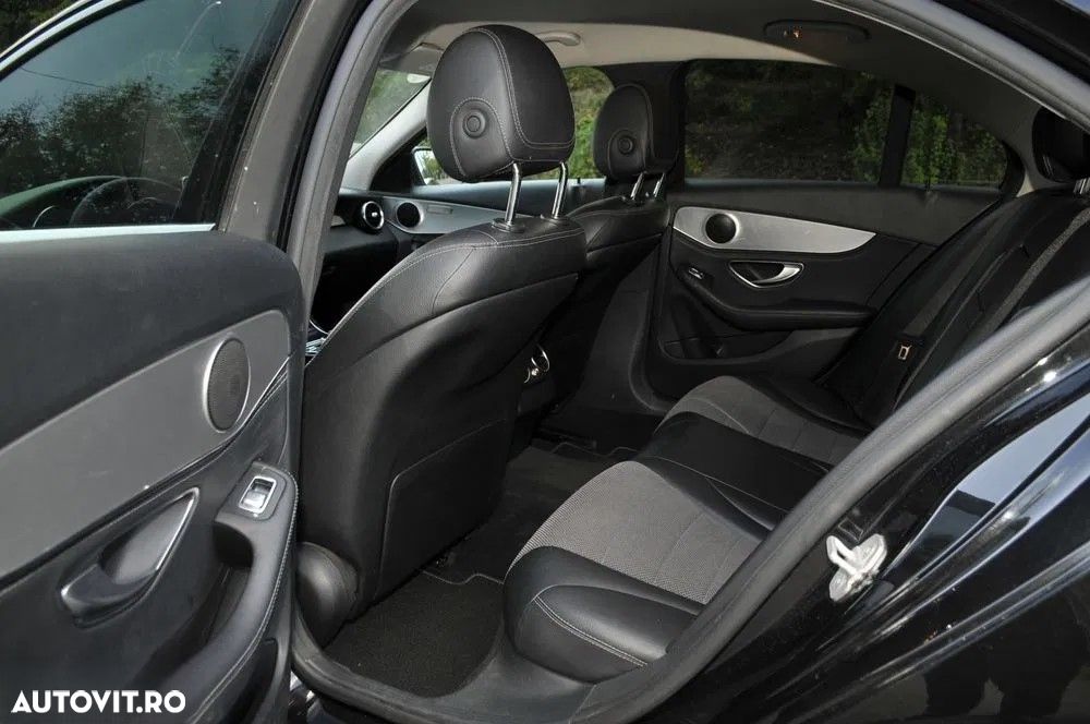 Mercedes-Benz C - 4