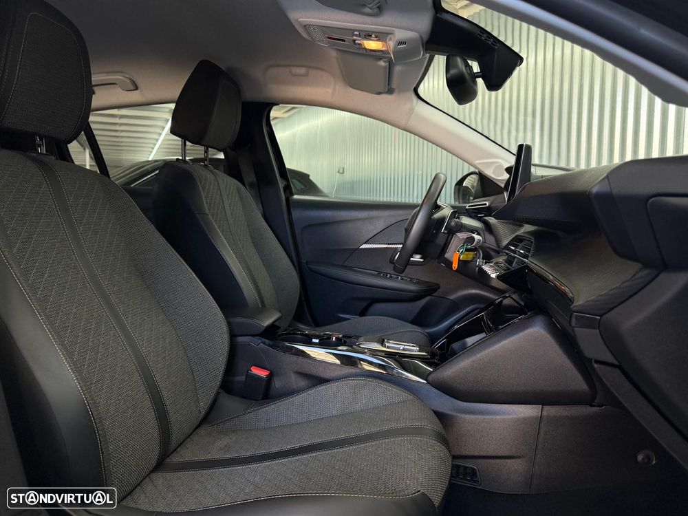 Peugeot 208 1.2 Hybrid Allure e-DCS6 - 26